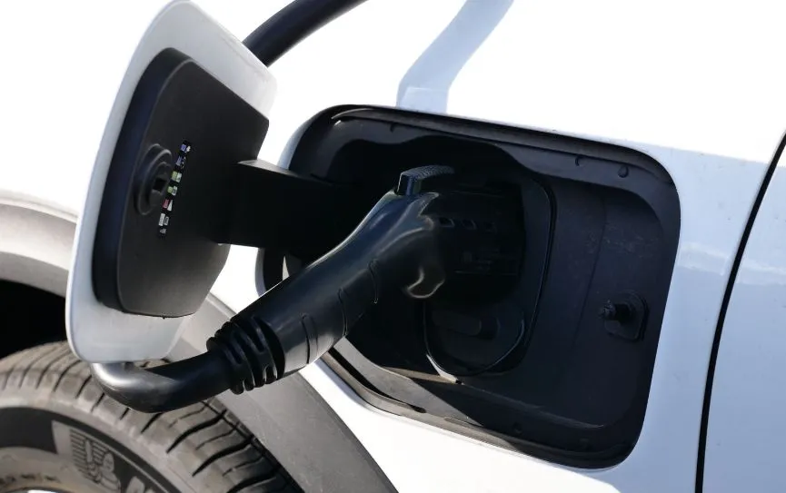 DC Fast Charger Company in Dubai – Qvolt EV Charging Solutions UAE